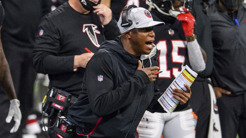 Atlanta Falcons interim coach Raheem Morris works during the first half  against the New Orleans Saints, Sunday, Dec. 6, 2020, at Mercedes-Benz Stadium in Atlanta. The Saints won 21-16. (Danny Karnik/AP)