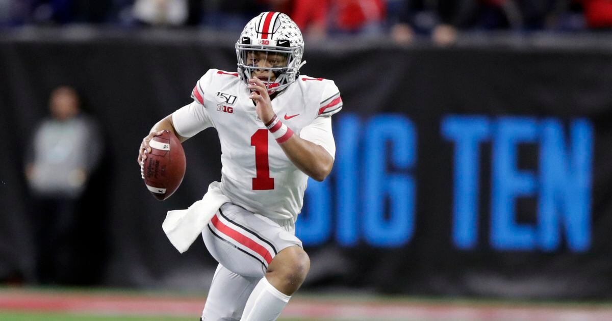 Ohio State QB Justin Fields calls for season, NCAA player rights