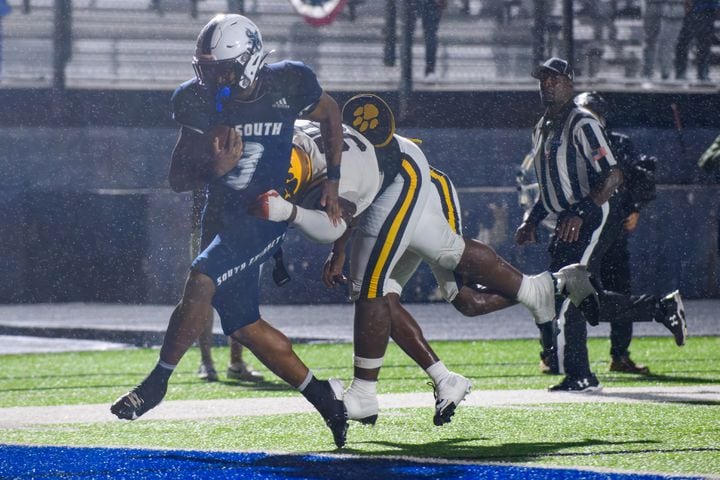 South Gwinnett’s Eric Ramey III brings the ball in for a touchdown during the Valdosta at South Gwinnett football game in Gwinnett on September 13, 2024. (Jamie Spaar for the Atlanta Journal Constitution)