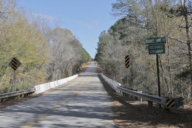 The current Moore’s Ford bridge near the location where four black Georgians were shot to death in 1946 by a white mob. The case was never solved. BOB ANDRES /BANDRES@AJC.COM