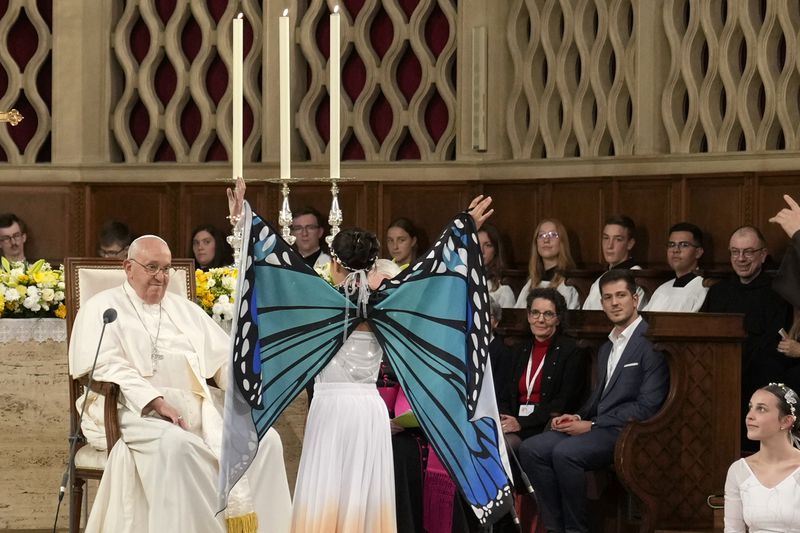 Pope Francis meets the Catholic Community in the Luxembourg's Cathedral of Notre-Dame in Luxembourg, Thursday, Sept. 26, 2024. (AP Photo/Andrew Medichini)