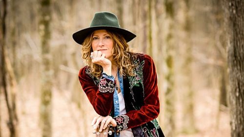 Michelle Malone will play an unplugged set at Eddie's Attic this weekend with guitarist Doug Kees.