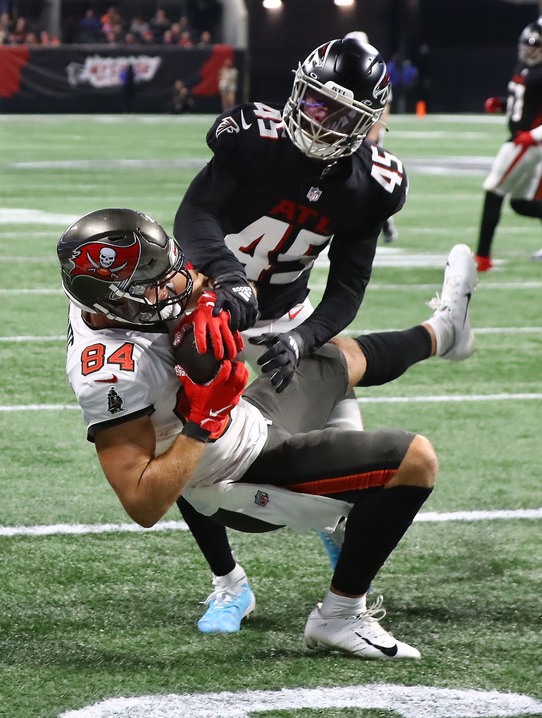 Backup Plan: Bucs Test Depth in 30-17 Loss to Falcons