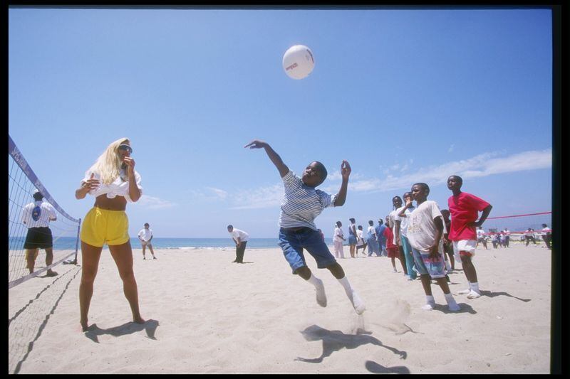 17 Jul 1997:  General view of participants at a beach volleyball clinic in Santa Monica, California. Mandatory Credit: Todd Warshaw  /Allsport