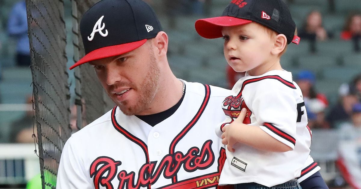 Gradick Sports on X: #Braves Freddie Freeman flew in to Atlanta for 2  hours to see his son Charlie's first tee ball practice. 🐐   / X