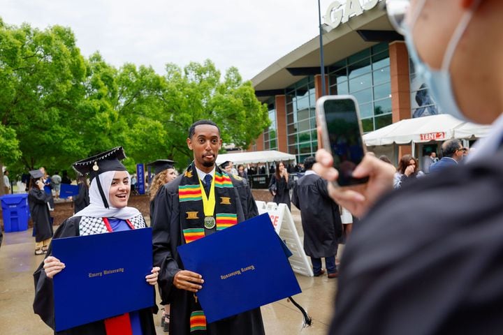 Emory hopes to avoid protests at commencement