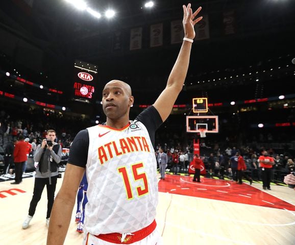 Vince Carter doesn't want the spotlight in his NBA-record season