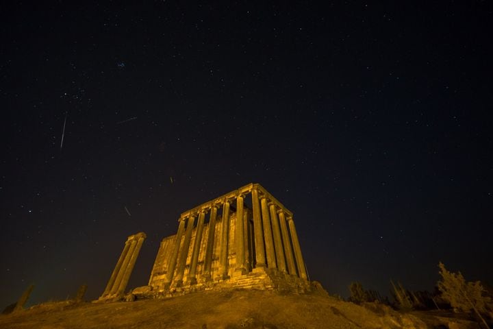 Photos: 2019 Perseid meteor shower lights up the night sky