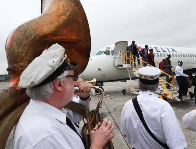 Photos: Bulldogs arrive at the Sugar Bowl