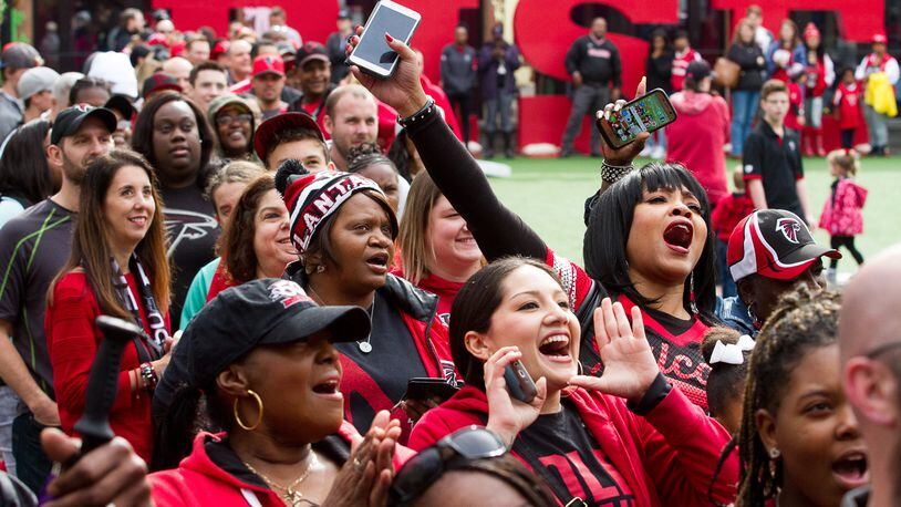 Falcons fans tailgate on Good Day Atlanta 