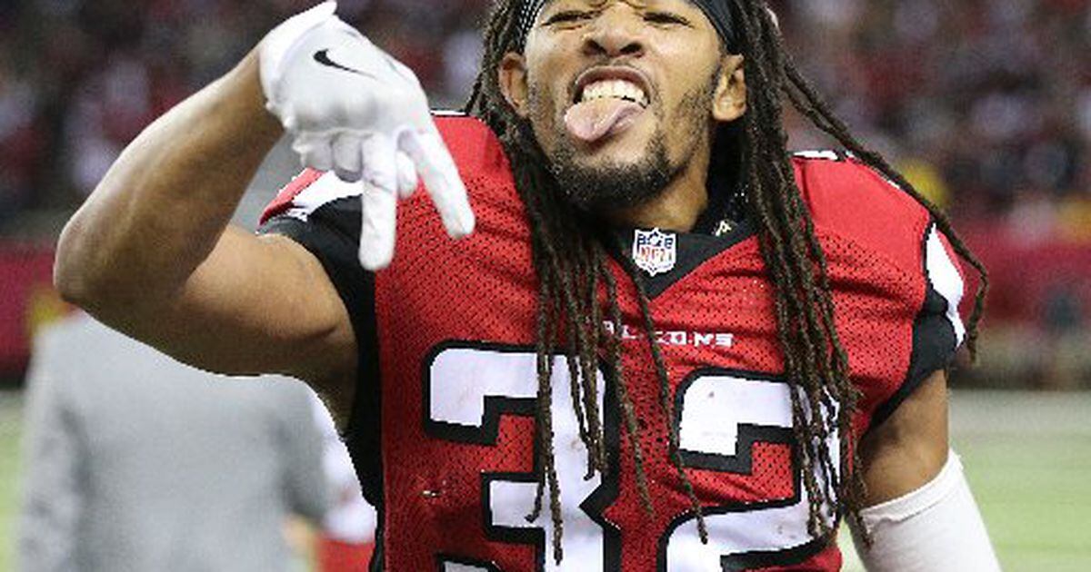 Atlanta Falcons cornerbacks Robert Alford, left, and Desmond Trufant talk  during NFL football rookie minicamp, Sunday, May 5, 2013, in Flowery  Branch, Ga. (AP Photo/Atlanta Journal-Constitution, Curtis Compton)  MARIETTA DAILY OUT; GWINNETT