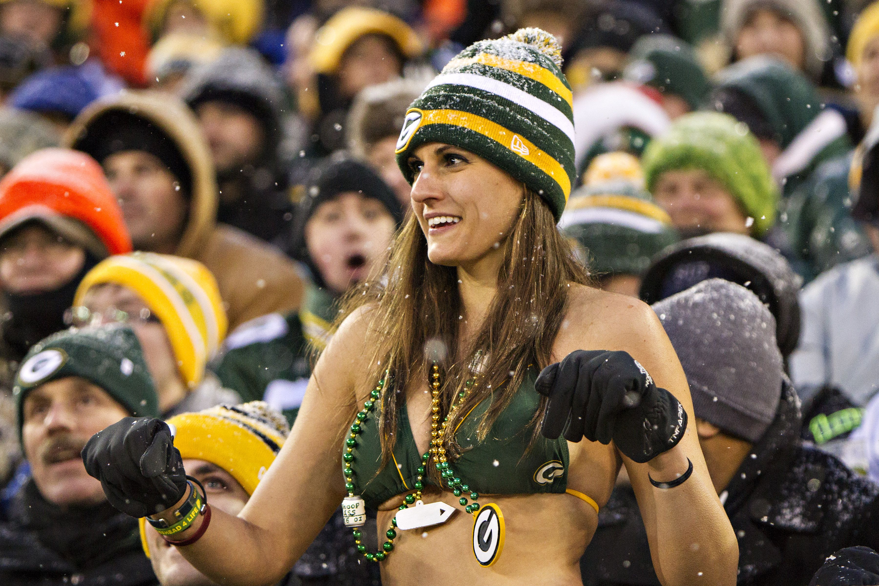 Green Bay Packer Cheerleader 