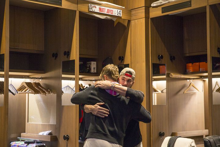 Photos: Braves pack up after disappointing end to season