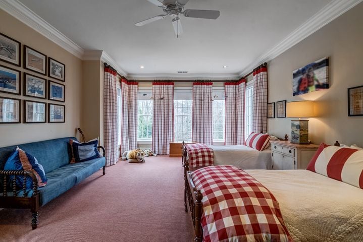 Tuxedo Park room