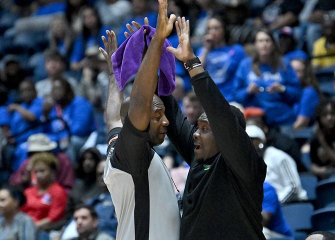 Class A Division II boys: Manchester vs. Greenforest