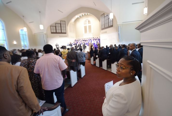 Friendship Baptist Church holds first service in new space