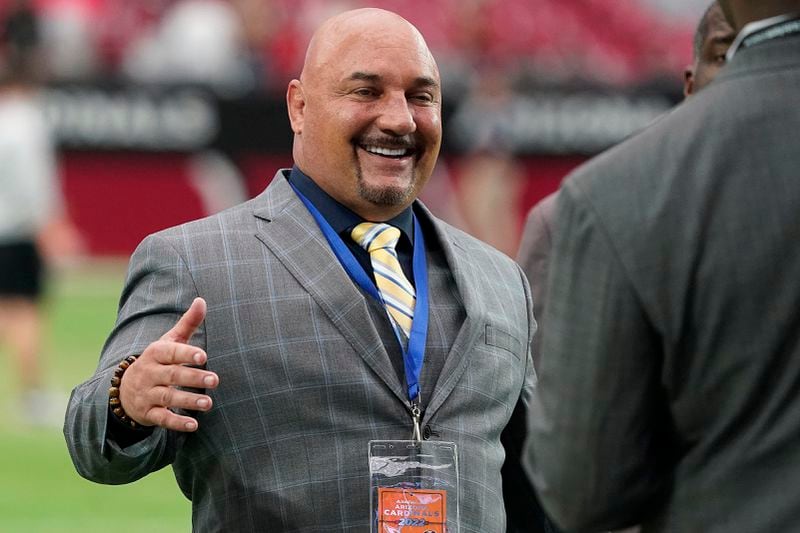 FILE - Fox Sports NFL Insider Jay Glazer prior to an NFL preseason football game between the Baltimore Ravens and the Arizona Cardinals, Sunday, Aug. 21, 2022, in Glendale, Ariz. (AP Photo/Darryl Webb, File)