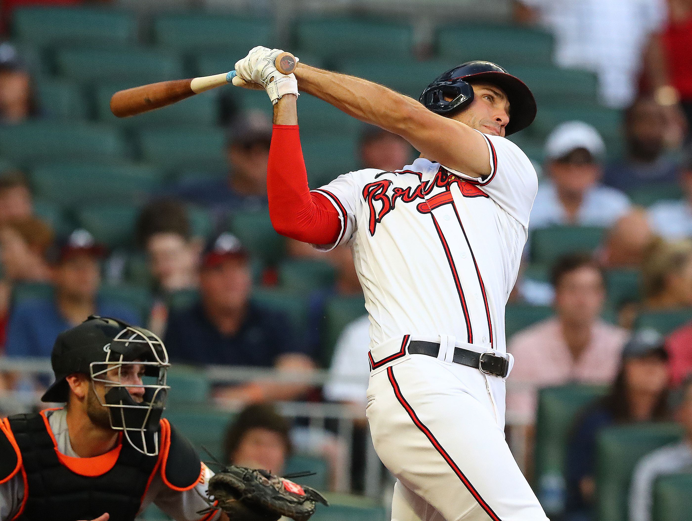 Photos: Pitching fails Braves in loss to Giants