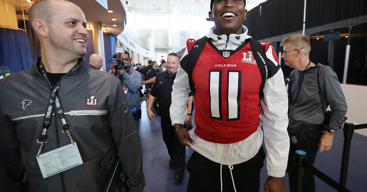 Falcons welcome back Michael Vick, and expect more of this (podcast added)