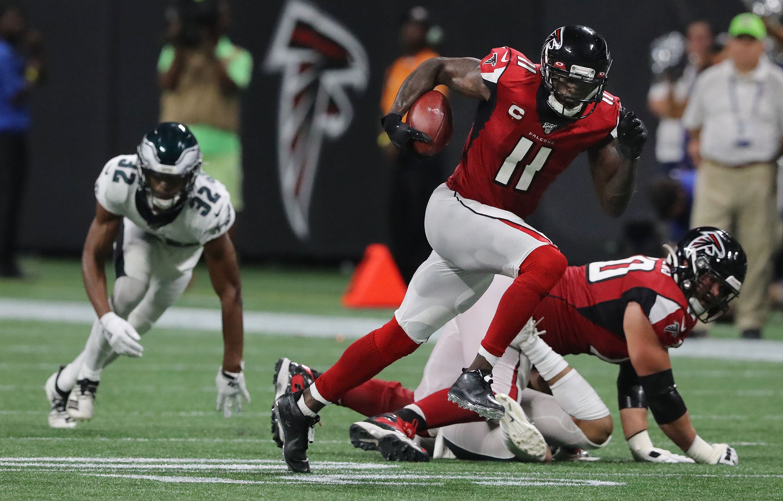 Photos from Atlanta Falcons' win over Philadelphia Eagles, 24-20 — NFL,  Week 2