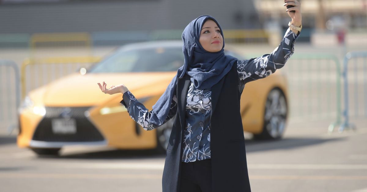 Macys Verona Collection: Macys to sell hijab, modest Muslim fashion