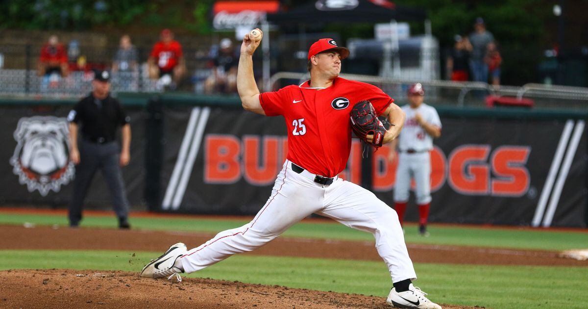 Locey leads Bulldogs into baseball regional; roomie Fromm to cheer him on