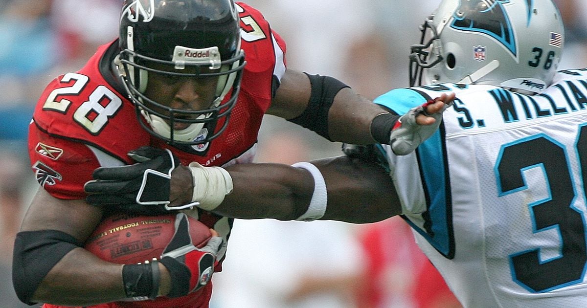 Today in Pro Football History: Rookie of the Year: Warrick Dunn, 1997