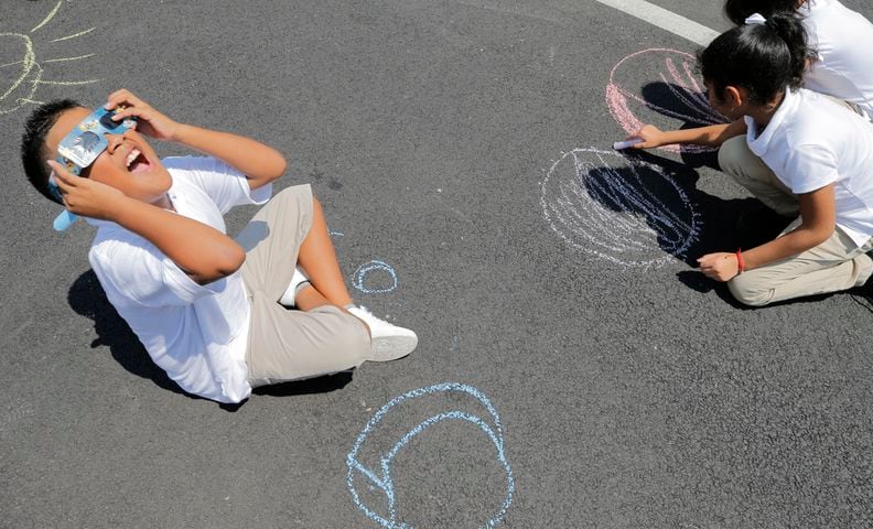 Eclipse draws crowds