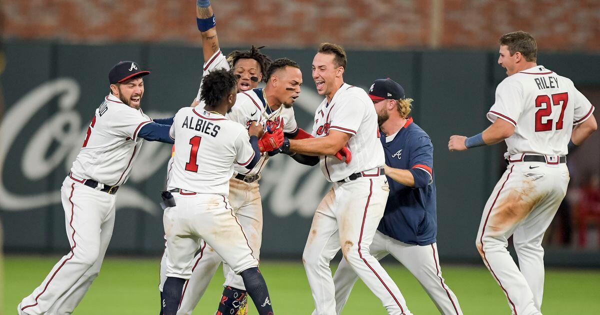 Arcia delivers winning hit in 9th, Braves beat Padres