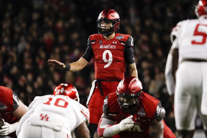 Desmond Ridder Wearing No. 4 With the Atlanta Falcons - All Bearcats