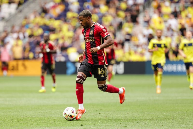 Atlanta United forward Xande Silva dribbles during the second half. (Photo by Johnnie Izquierdo/Atlanta United)