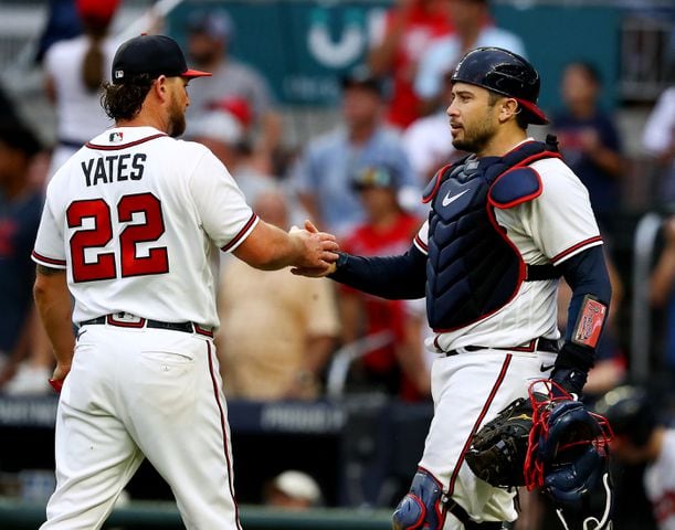 Braves sweep to take NL East lead; Mets look unprepared for