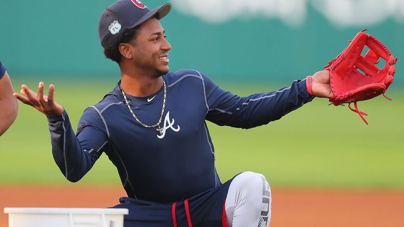 Ozzie Albies will travel with Braves on upcoming road trip