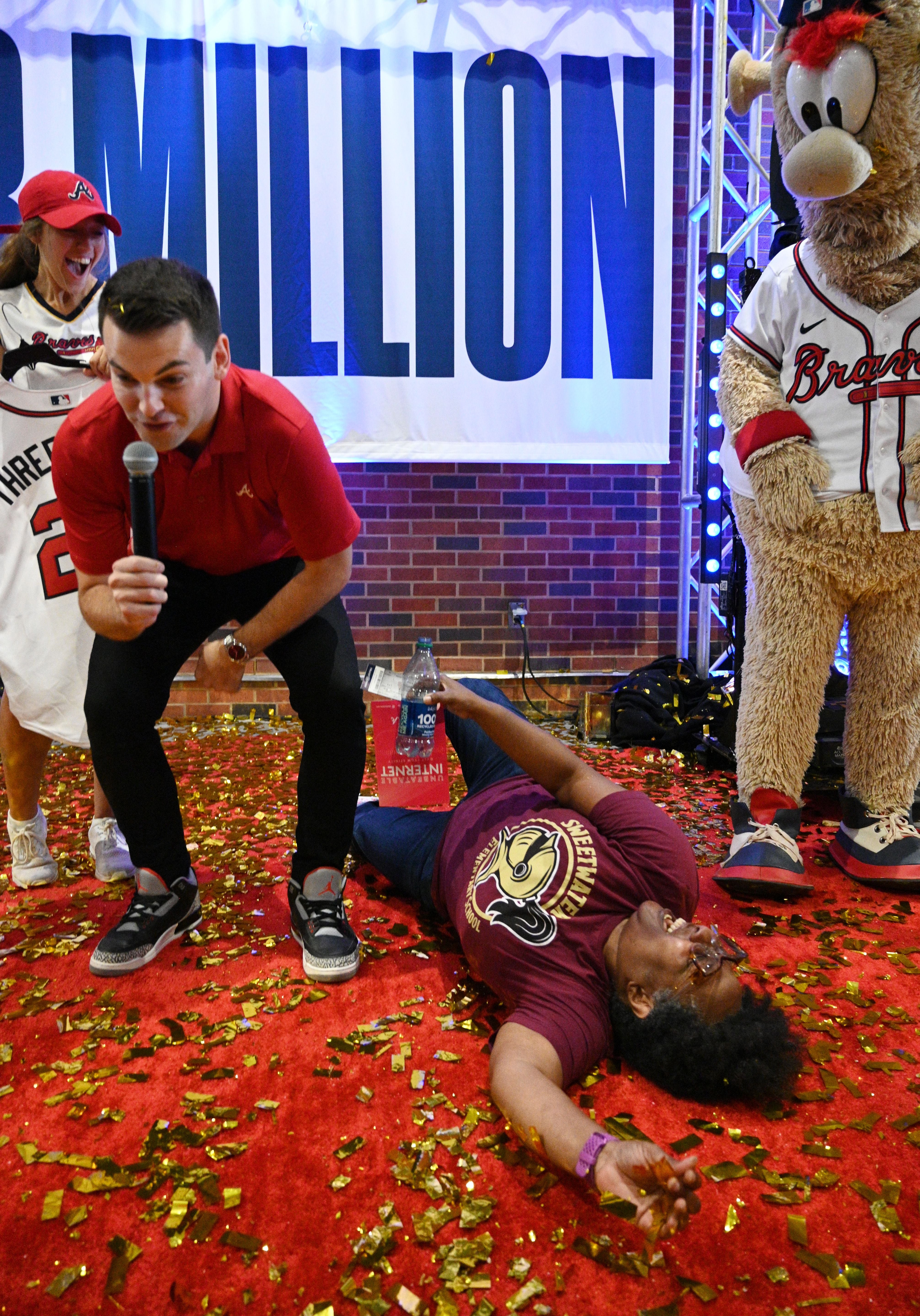 Three-millionth fan celebrated at Braves game