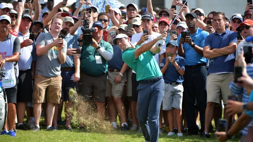 Fan conduct a hot topic at Tour Championship