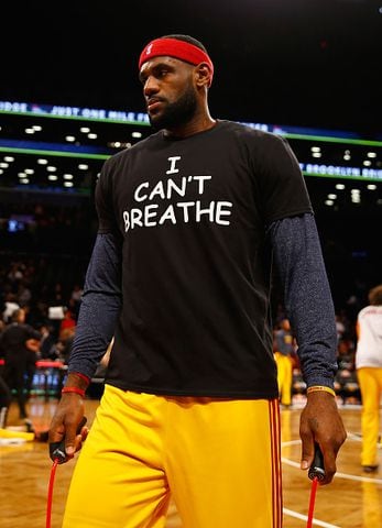 LeBron James wears 'I can't breathe' shirt before Cavs game