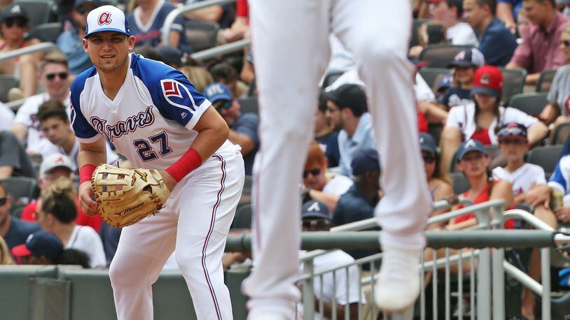 A peek inside Josh Donaldson, Freddie Freeman's clubhouse