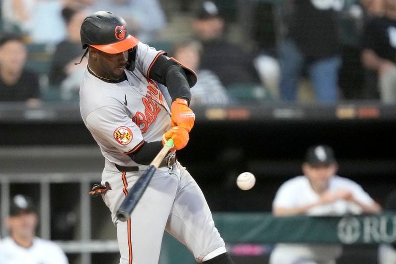 Baltimore Orioles' Jorge Mateo hits a three-run home run off Chicago White Sox starting pitcher Mike Clevinger during the fourth inning of a baseball game Thursday, May 23, 2024, in Chicago. (AP Photo/Charles Rex Arbogast)