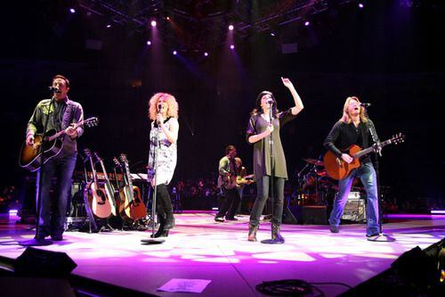 George Strait performs at The Arena at Gwinnett Center