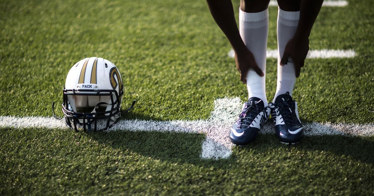 Lamar Jackson Might Stick With His Gold Cleats