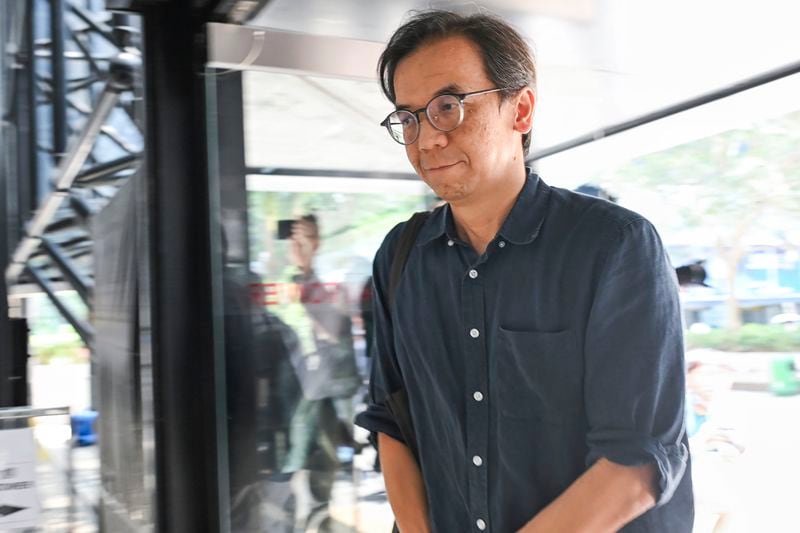 Chung Pui-kuen, the former chief editor of Hong Kong's now shuttered pro-democracy news outlet Stand News, arrivies at the Wanchai District Court ahead of a verdict in a landmark sedition trial in Hong Kong on Thursday, Aug. 29, 2024. (AP Photo/Billy H.C. Kwok)