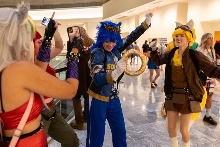 Friday scener from Dragon Con
