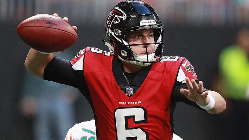 Kurt Benkert of Falcons learns sign language for charitable cause