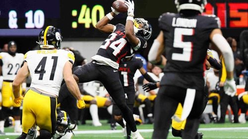 Atlanta Falcons wide receiver Ray-Ray McCloud III (34) grabs a pass during the first half of an NFL football game against the Pittsburgh Steelers on Sunday, Sept. 8, at Mercedes-Benz Stadium in Atlanta.  (Miguel Martinez/ AJC)