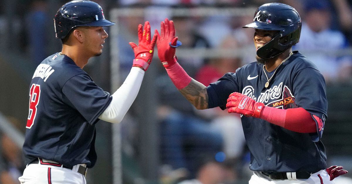 Poll: Who should be the Braves' opening-day shortstop?