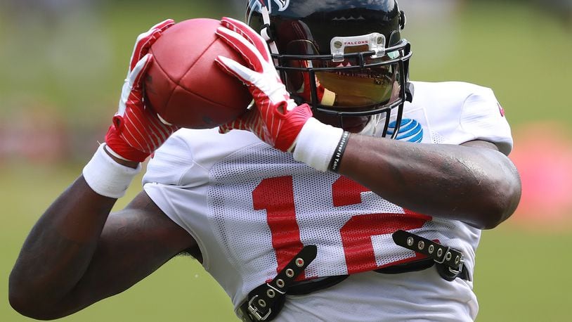 VIDEO: Mohamed Sanu shares moment with son during Falcons training