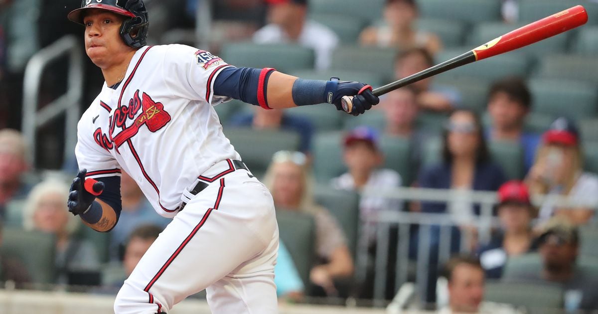 Braves reinstate Ehire Adrianza from restricted list, send Johan Camargo to  alternate site - Battery Power