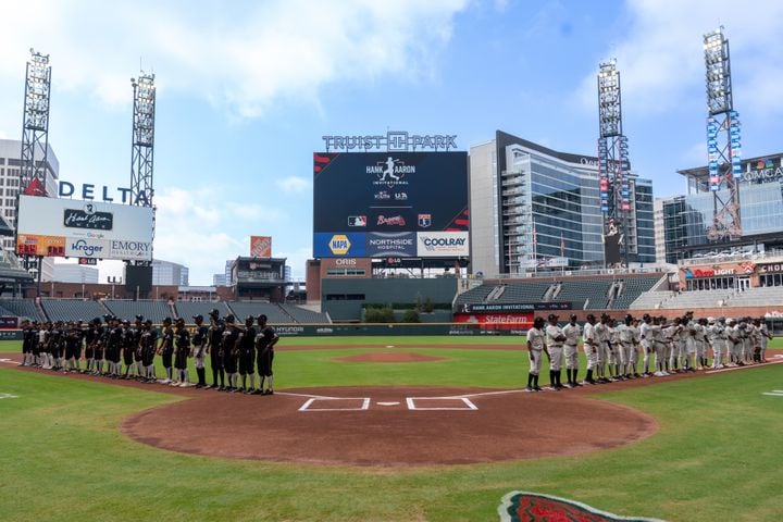 Atlanta Braves v Miami Marlins