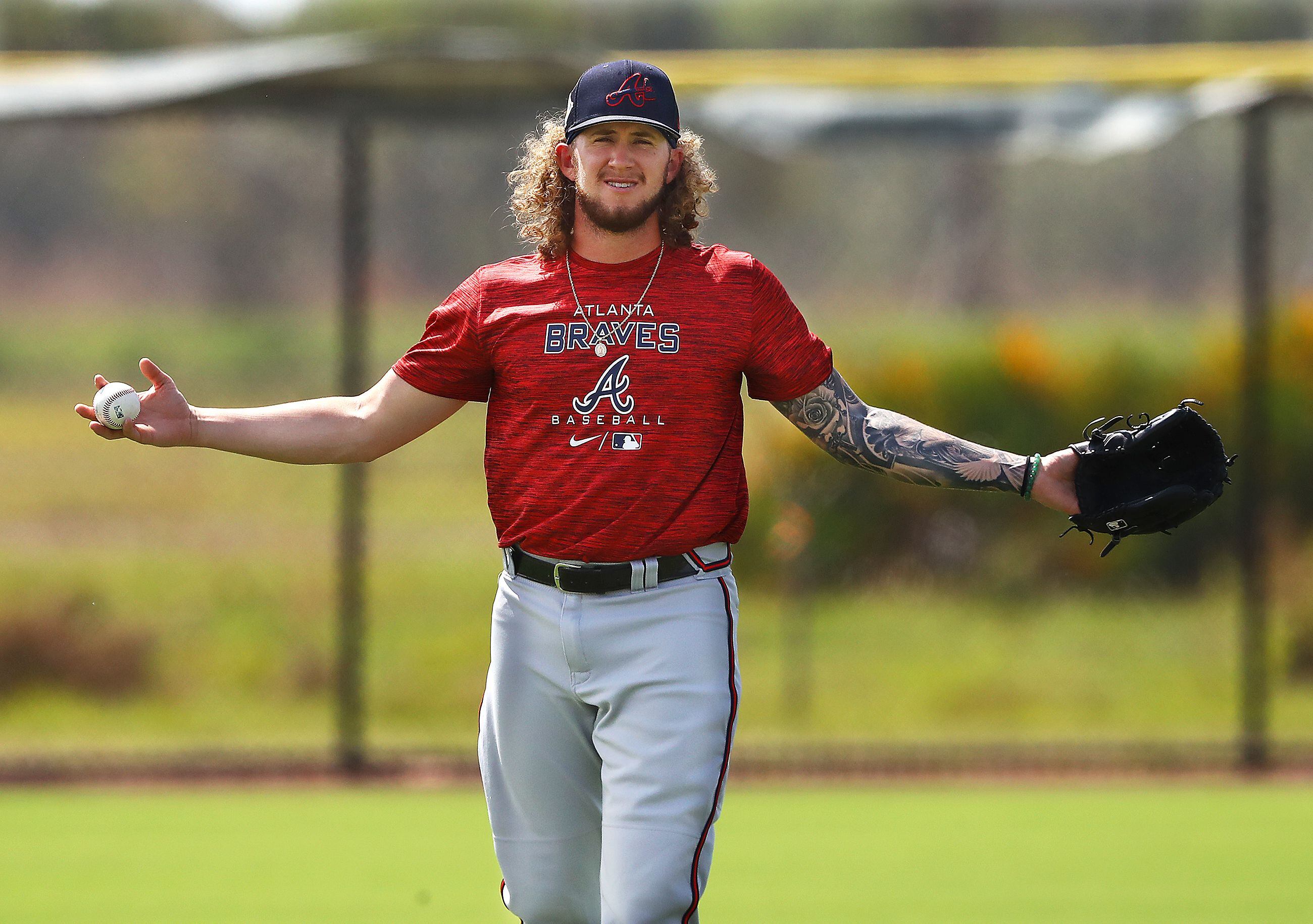 Photos: Braves have twin pitchers at minor league spring training