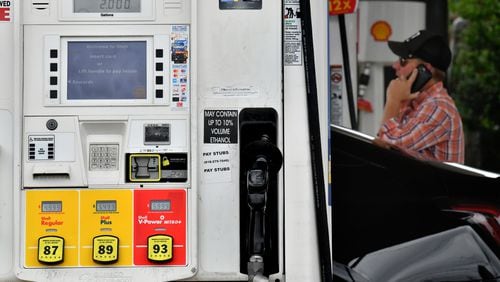 Georgia gas prices hit new heights this week. (Hyosub Shin / Hyosub.Shin@ajc.com)